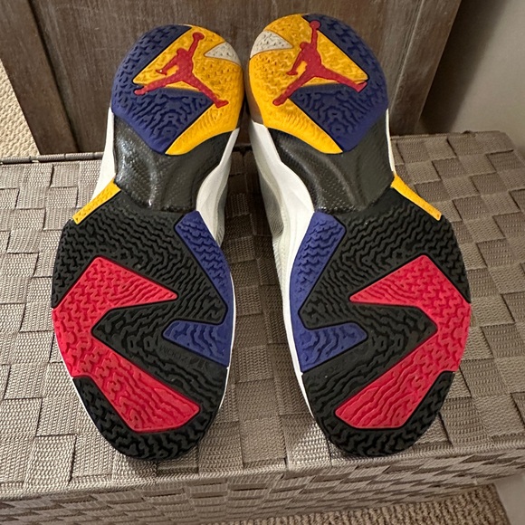 JORDAN XXXVII MINT CONDITION - Picture 4 of 6